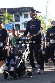 Runner Photo 1682669