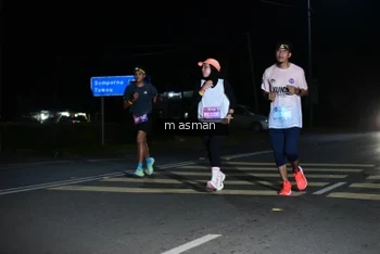 Runner Photo 1682701