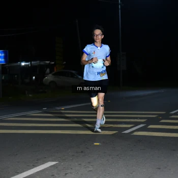 Runner Photo 1682703