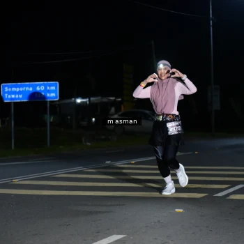 Runner Photo 1682827