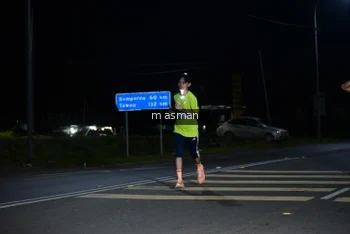 Runner Photo 1682901