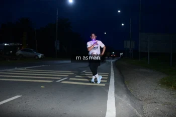 Runner Photo 1683011
