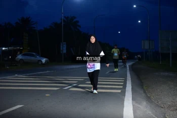 Runner Photo 1683303