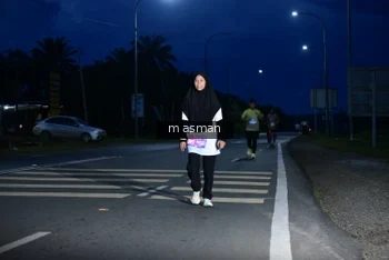 Runner Photo 1683304