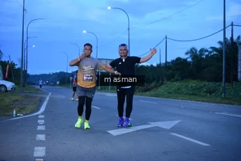 Runner Photo 1683346