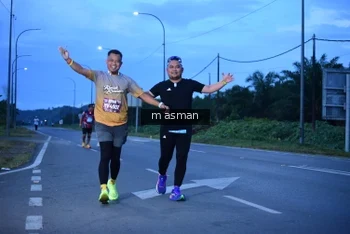 Runner Photo 1683348