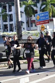Runner Photo 1683451