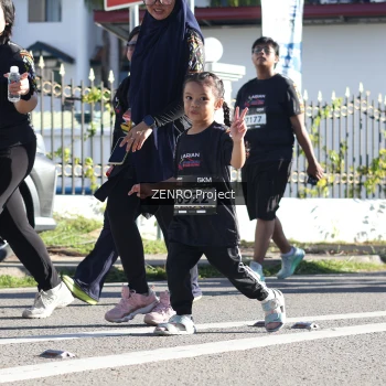 Runner Photo 1683484