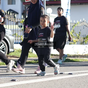 Runner Photo 1683487