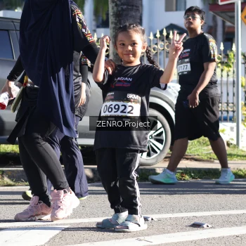Runner Photo 1683489