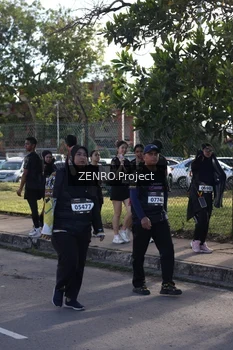 Runner Photo 1683520