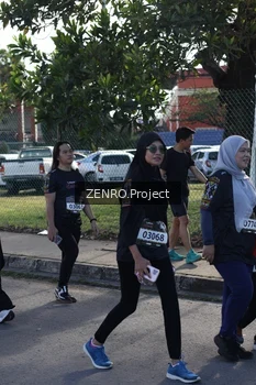 Runner Photo 1683530