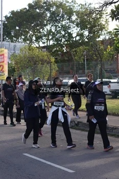 Runner Photo 1683536