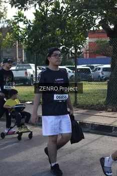 Runner Photo 1683555