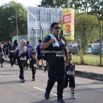Runner Photo 1683561