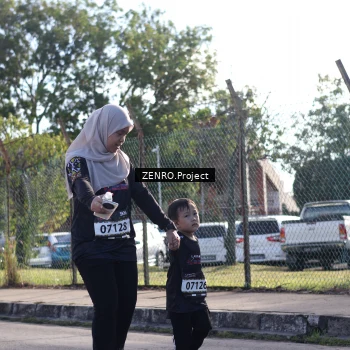 Runner Photo 1683563