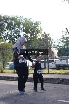 Runner Photo 1683564