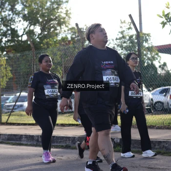 Runner Photo 1683572