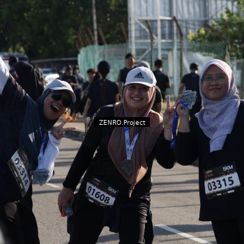 Runner Photo 1683598