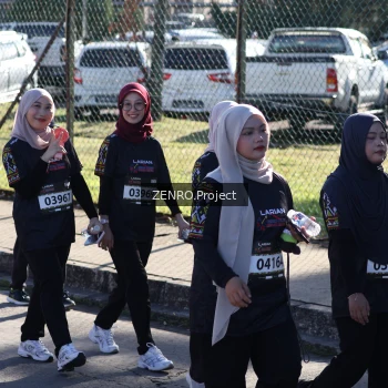 Runner Photo 1683619