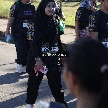 Runner Photo 1683630