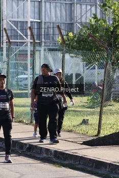 Runner Photo 1683636
