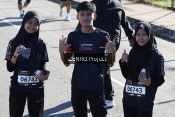 Runner Photo 1683658