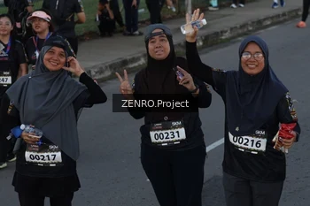 Runner Photo 1683665