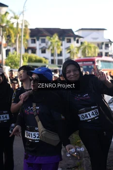 Runner Photo 1683677