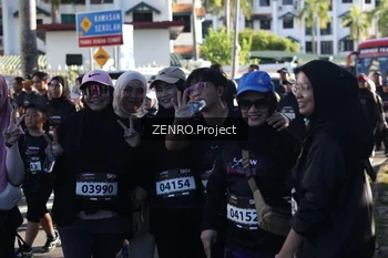 Runner Photo 1683680