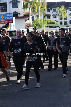 Runner Photo 1683697