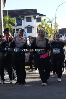 Runner Photo 1683741