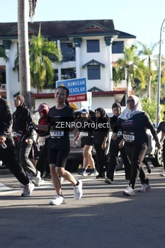 Runner Photo 1683762