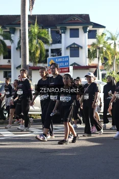 Runner Photo 1683765