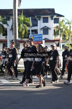 Runner Photo 1683766