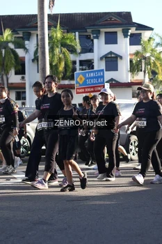 Runner Photo 1683769