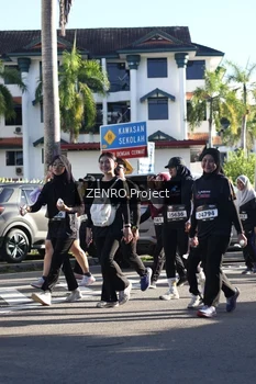 Runner Photo 1683770