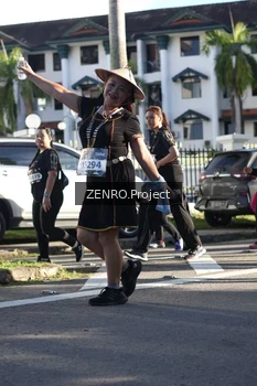 Runner Photo 1683789