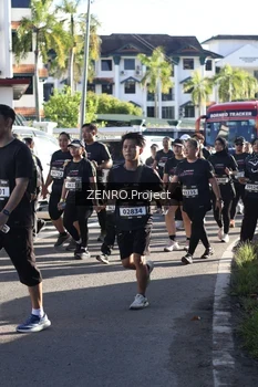 Runner Photo 1683810