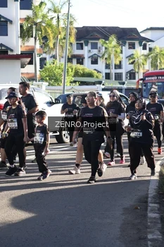 Runner Photo 1683812