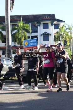 Runner Photo 1683838