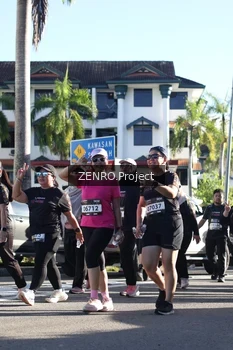Runner Photo 1683839