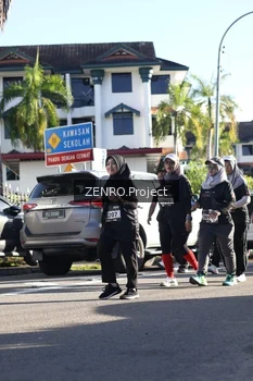 Runner Photo 1683854