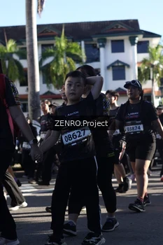 Runner Photo 1683876