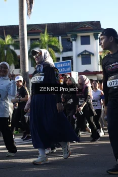 Runner Photo 1683889