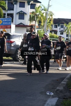 Runner Photo 1683967