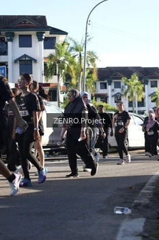 Runner Photo 1684104