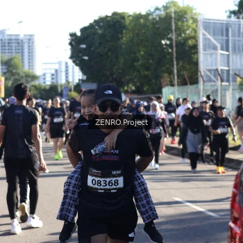 Runner Photo 1684140