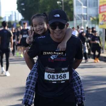 Runner Photo 1684161