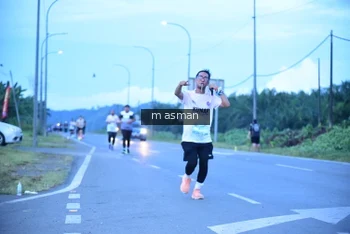 Runner Photo 1684299